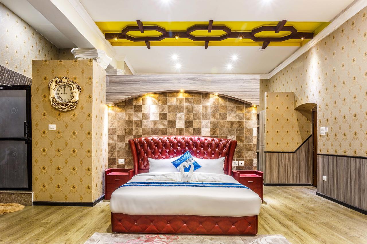 Royal Empire Boutique Hotel Kathmandu Exterior foto